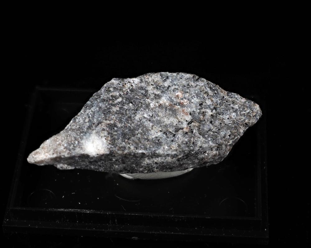 Pinakiolite